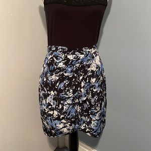 ⬇️Price Drop⬇️ The Kooples Paris silk lined skirt size 1 (size S)